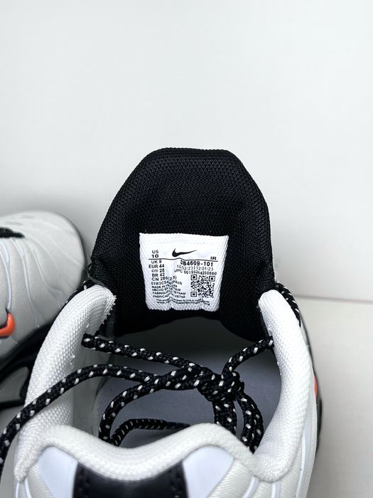 Nike Air Max Plus TN ’Silvery Grey, Black, Orange’ DB4609-101