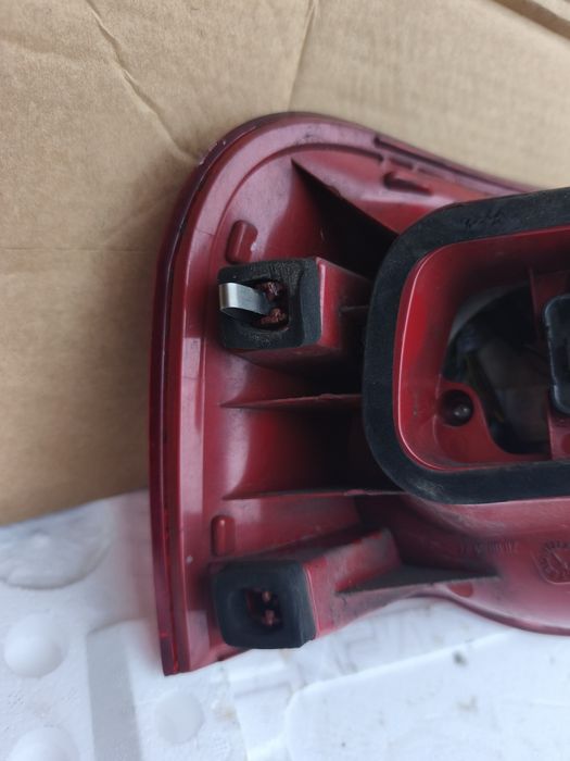 Triplă stop dreapta spate Volkswagen Passat B6 break variant 2005-2010