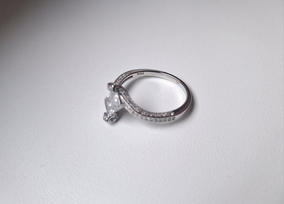 Inel argint S925, stil logodnă,cu zirconiu strălucitor ,Nr 9