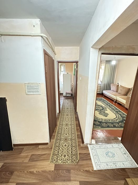 1 комн. 3мкр. 10дом 1эт. НЕ УГЛ.