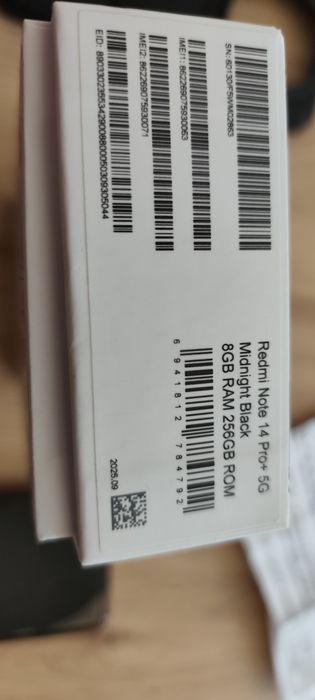 Продавам телефон REDMI NOTE 14 PRO+5G