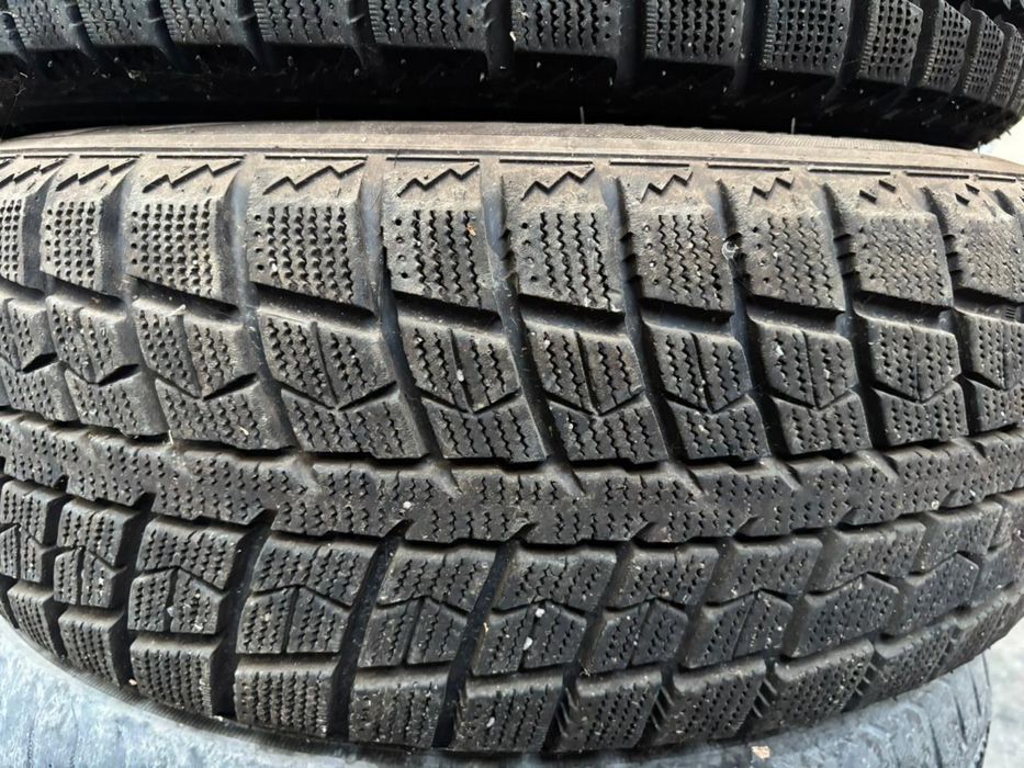 Продам зимние шины с дисками