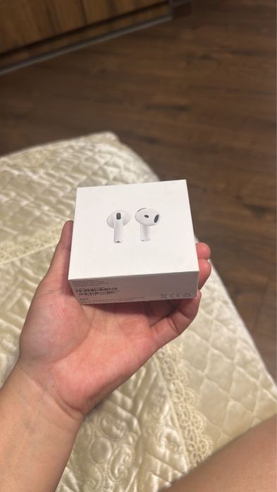 AirPods 4 оригинальный