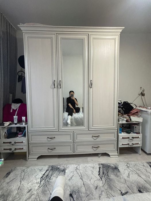 Шкаф в отличном состояний