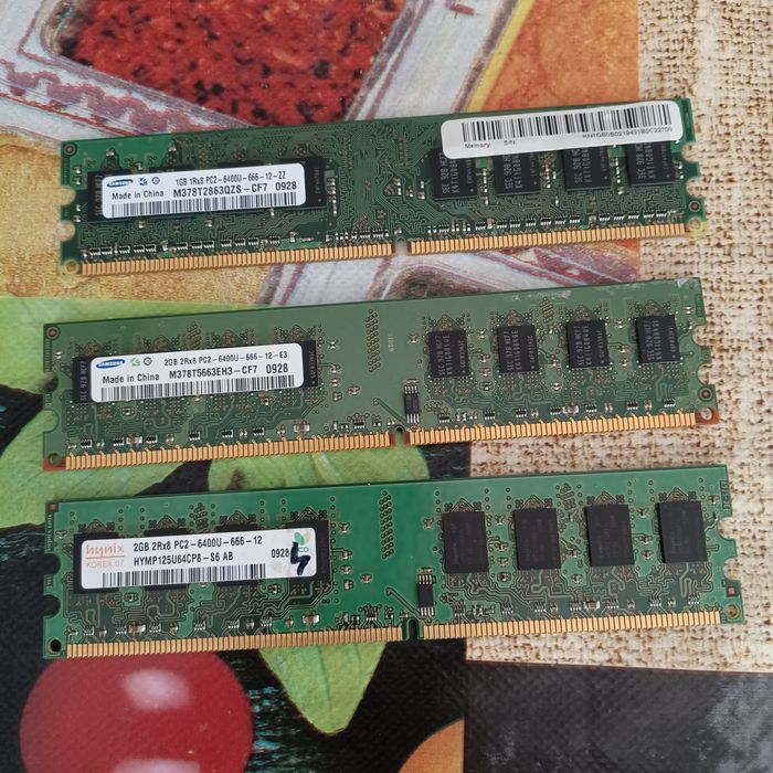 Vand Ddr 2 (3 placute se vad detaliile in poze )