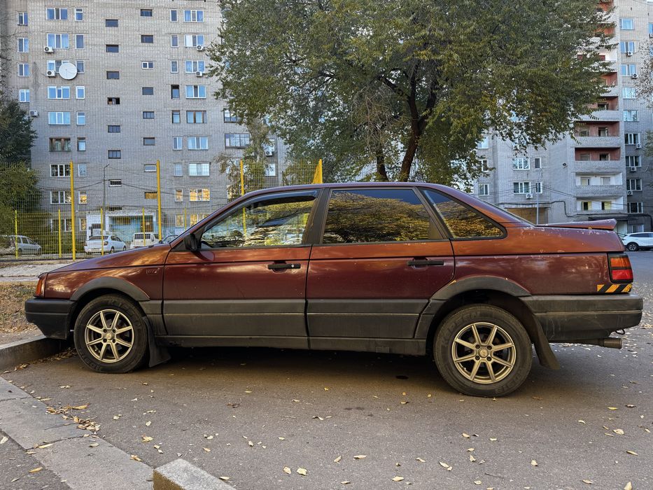 Пассат б3 , 2 литра