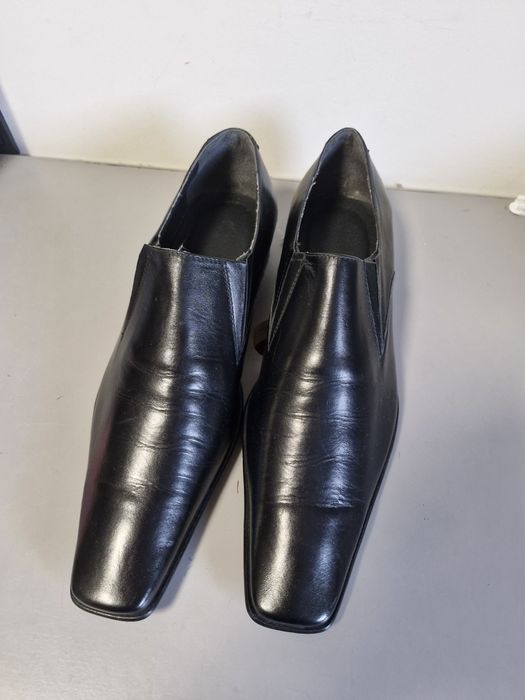 Pantofi eleganți