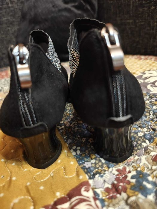 Pantofi eleganți damă / NOI