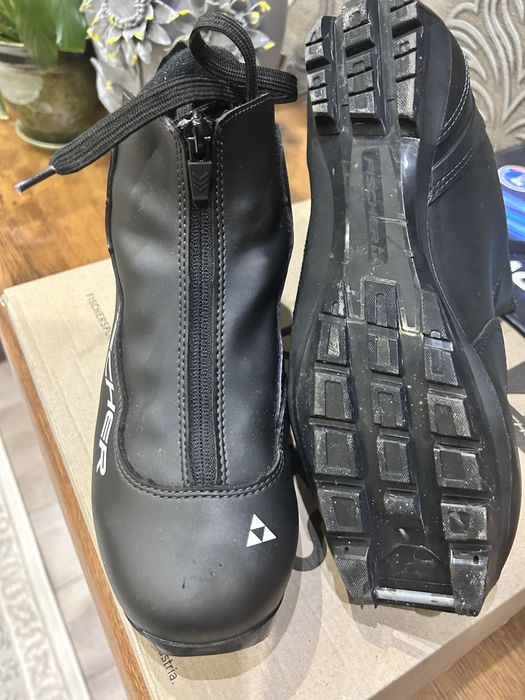 Ботинки для беговых лыж