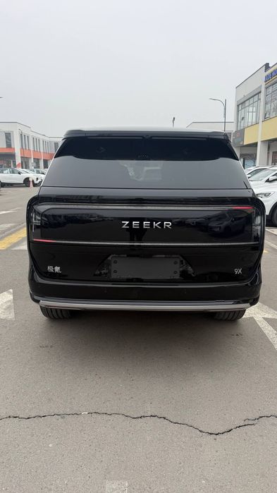 ZEEKR 9X ultra 95000$ yang model keldi