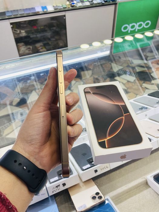 iPhone 16 Pro Max 256 gb desert