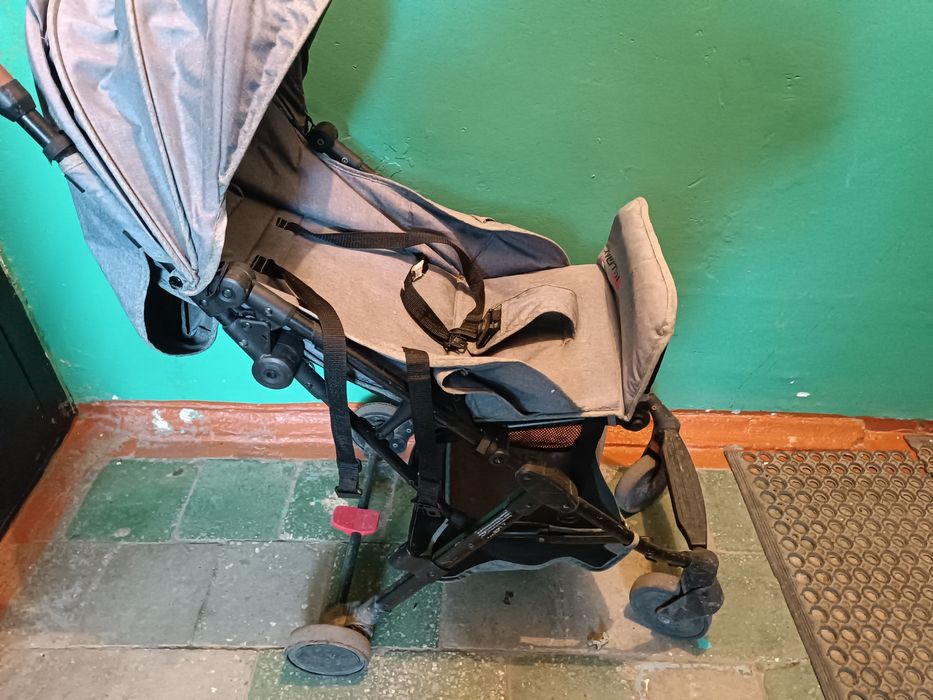 Продам коляску. Прогулочную.