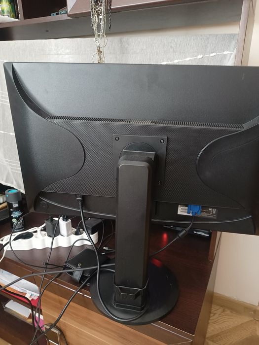 Изключително запазен монитор AG Neovo LE-27