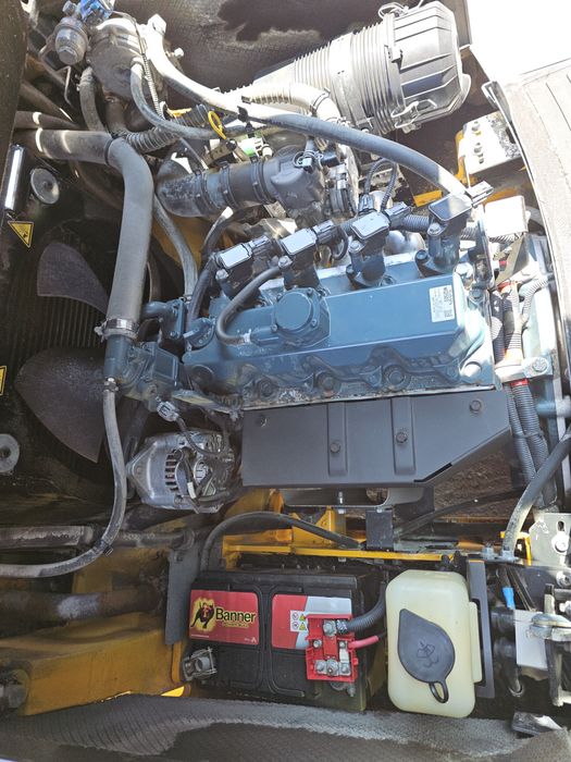 Stivuitor motostivuitor pe gaz Jungheinrich 2.5T