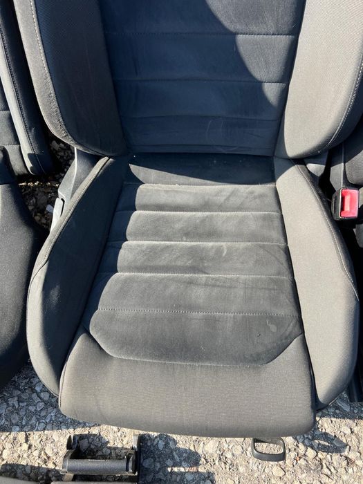 Салон от VW Golf 7 хечбег обикновен плат подгрев алкантар  ном 106