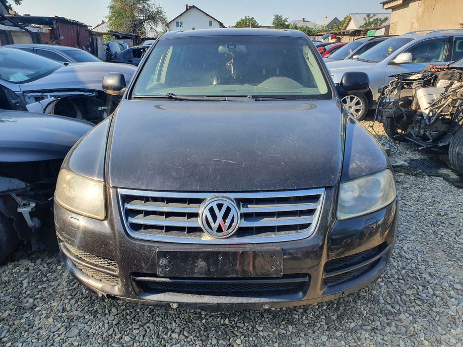 Dezmembrez Vw Touareg motor 3.0 V6 BKS 224 cp an 2006 chit kit pornire radiator apa oglinda stanga dreapta aripa fata luneta set injectoare jante R18