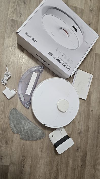 Продаётся моющийся робот  пылесос