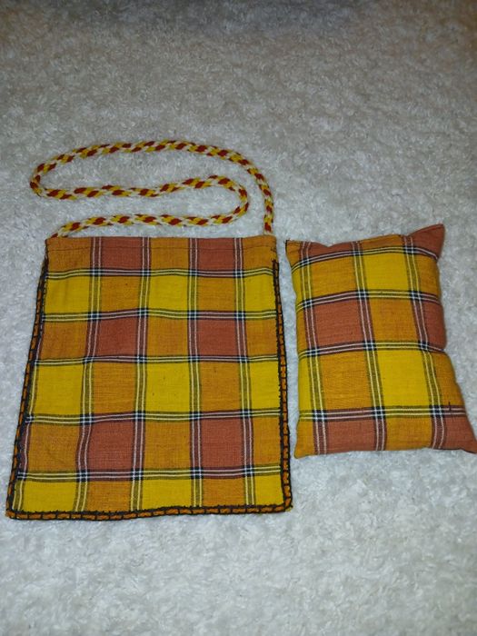 НОВО! Фолклорна торбичка и възглавничка