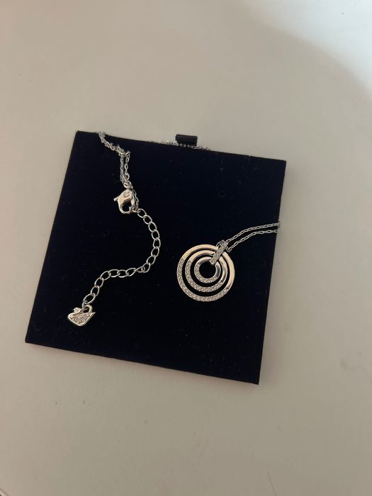 Lantisor Swarovski - cercuri cu pietricele