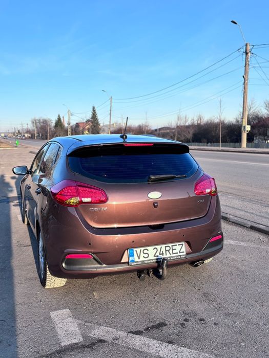 Kia ceed 2012 - 1.6 diesel - 128 CP