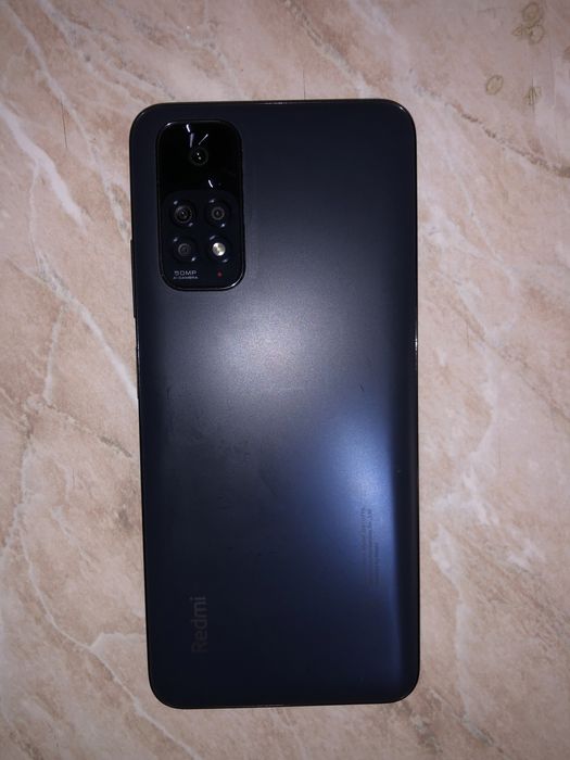 Redmi Note 11 имеется коробка и все документы