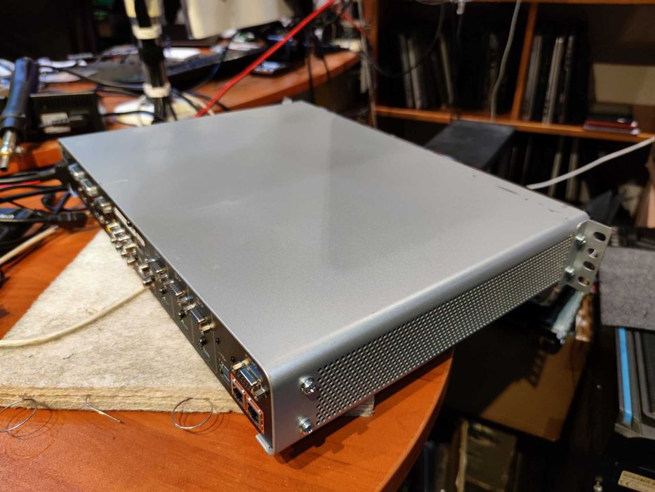 Polycom RealPresence Group 700 Type P002 Video Conferencing System