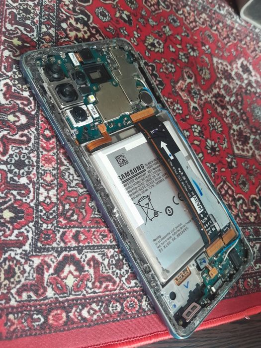 Продам Samsung a52