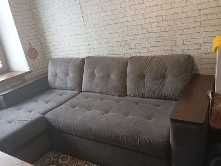 Продам ДИВАН срочно