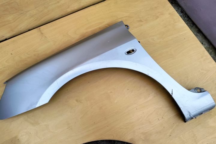 Aripa Stanga Peugeot 307  seria