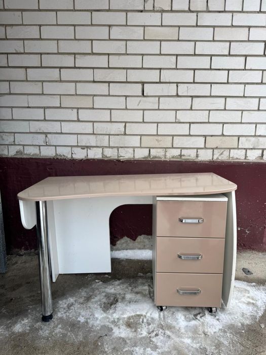 Ученический стол