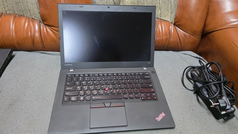 Vand laptop lenovo T460 i5 16gb ram ssd 256
