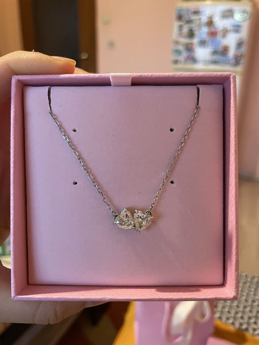 Дамско сребърно колие с две сърца Сваровски/Swarovski