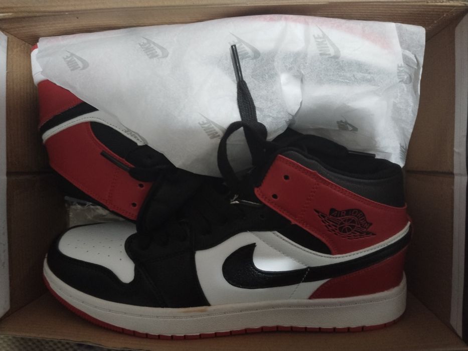 Продам мужские ботинки