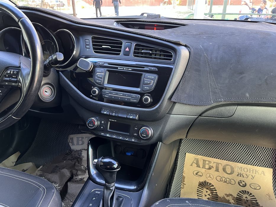 В продаже Kia Ceed JD 2015 года