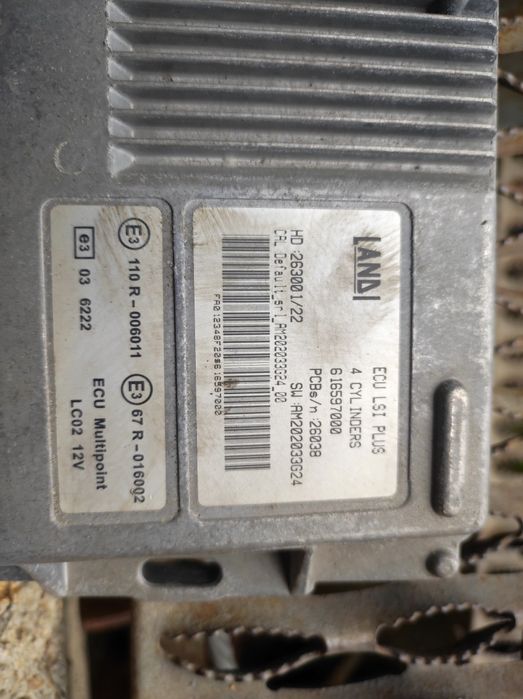 Компютър газов инжекцион-два броя