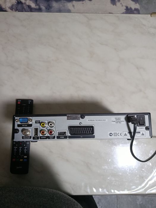 Тюнер для спутниковой антенны SuperBox