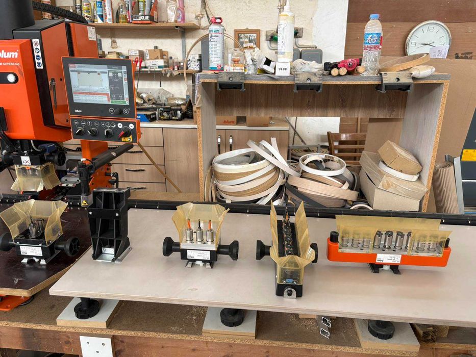 Пробивна машина BLUM MINIPRESS TOP