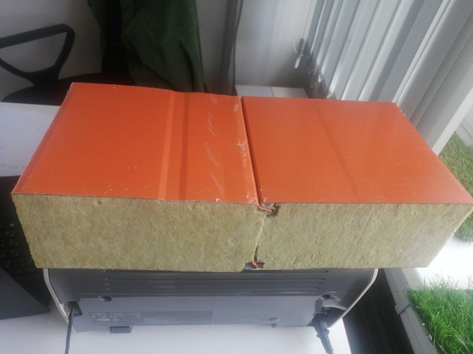 Сэндвич панели стеновые и кровельные для ангара