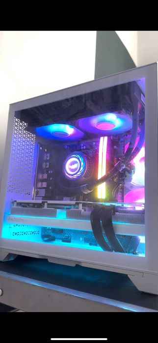 Геймърски компютър за игри 2025+ години