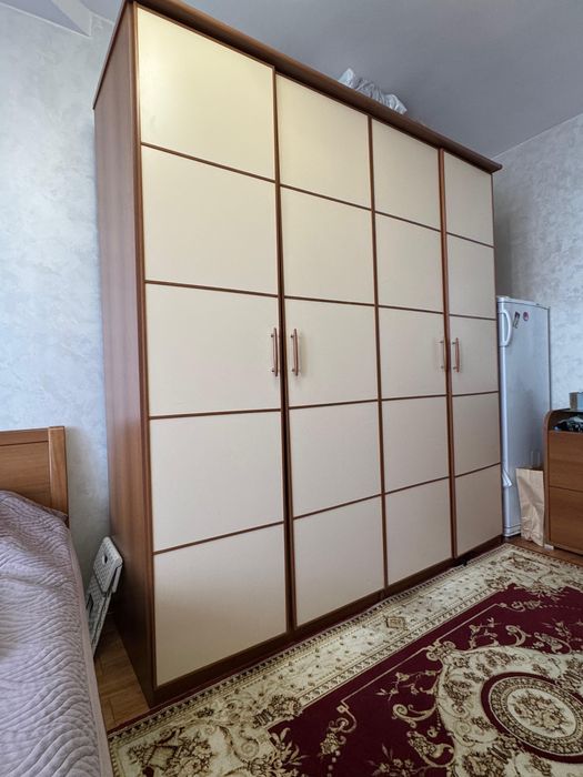 Спальный гарнитур