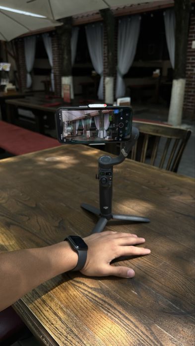 DJI osmo mobile 6