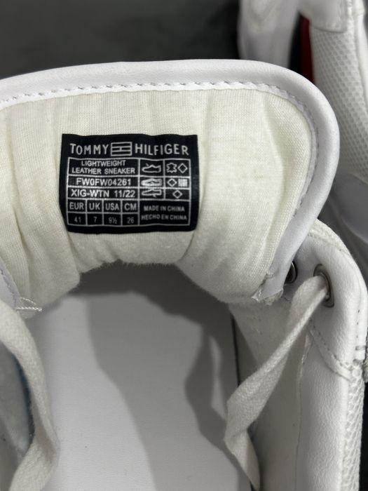 Sneakers Tommy piele