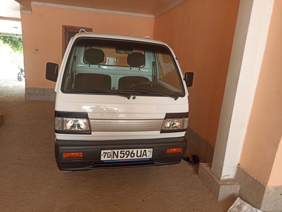 Labo moshina sotiladi.Yili yangi