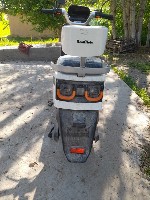 Skuter yangi 333 km yo‘l bosgan madel Realmoto RM1200D 2 Kishilik
