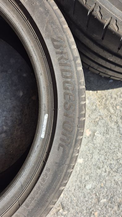 Гуми 245/40/ r18
