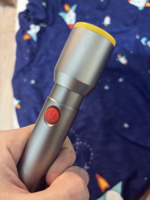 Vand lanterna reincarcabila cu usb