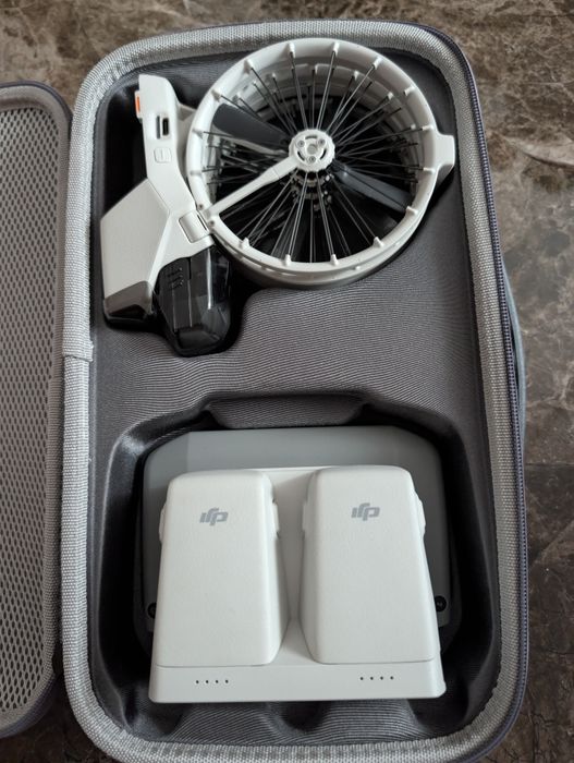 Drona dji flip ca noua