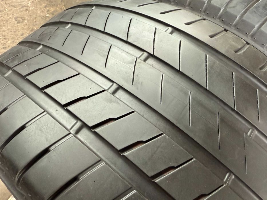 2x Anvelope Vara 305/40 R20 runflat - Bridgestone Alenzza 001 RSC