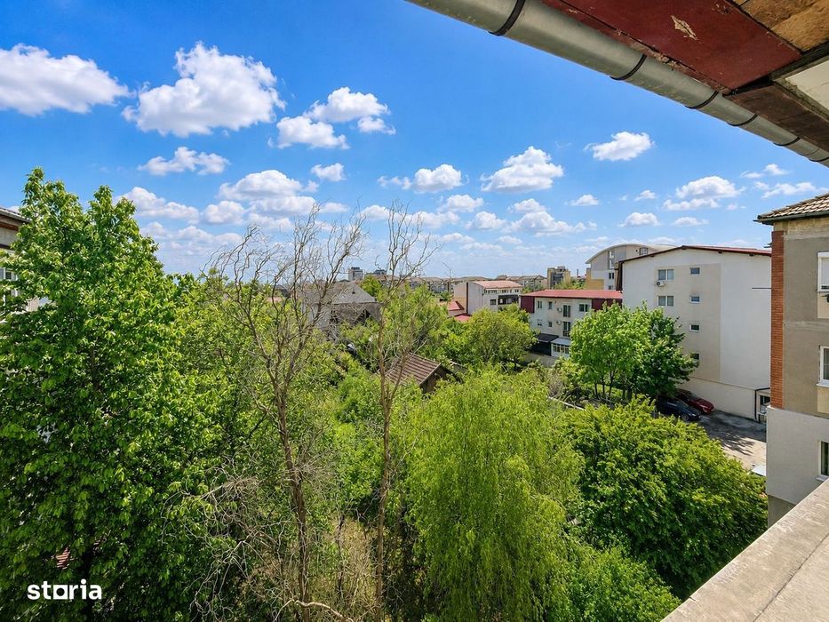 De inchiriat apartament cu 3 camere - zona Lipovei