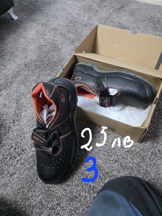 Работни обувки  42